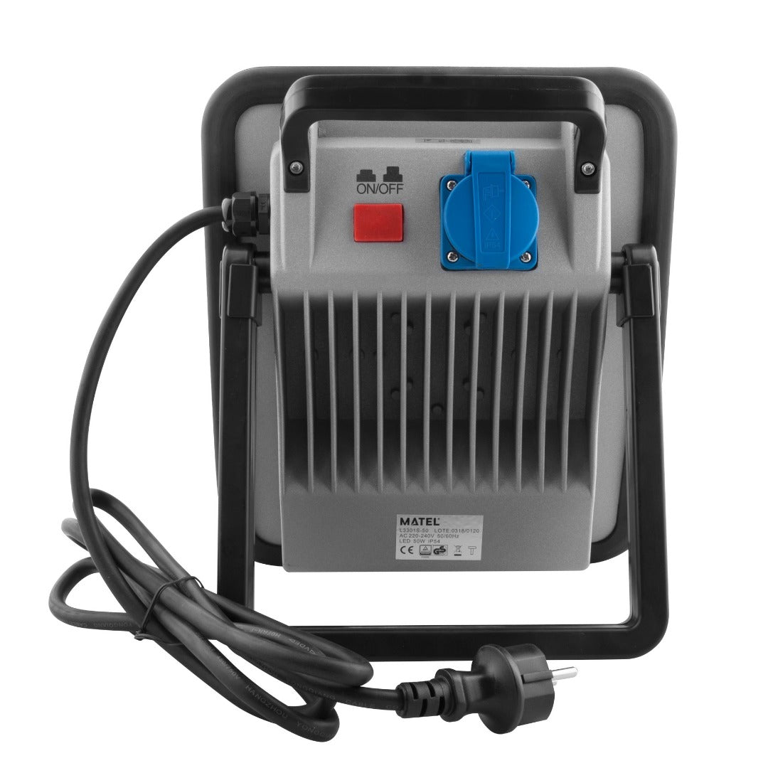 LED schijnwerper met stopcontact - IP65 - 4000 Lumen - Koud Wit - 50W