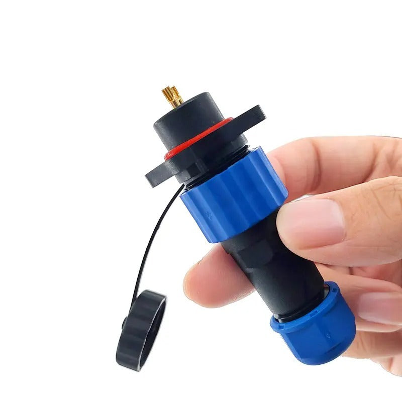 Connecteur mâle à base carrée - 24 V - étanche - 2 fils - IP68