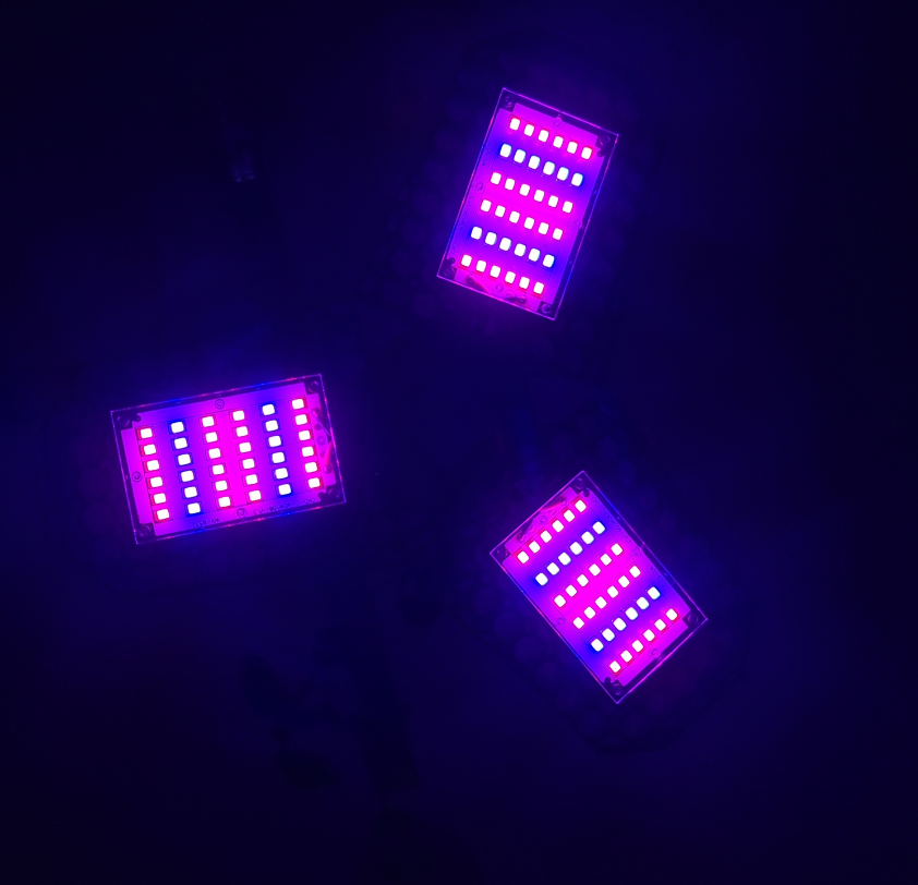 LED kweeklamp - 108 LED - Rood/blauw - Verstelbaar