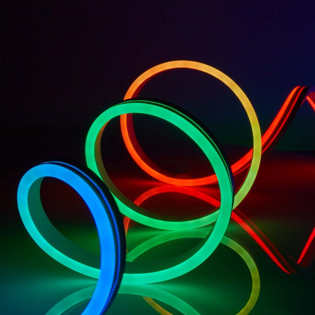 Smart NEON LED strip - RGB / dreamcolor - IP65 - 5 meter - SmartLife