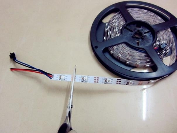 OP=OP 4 meter - Pixel RGB - LED strip - 5 volt- WS2811IC