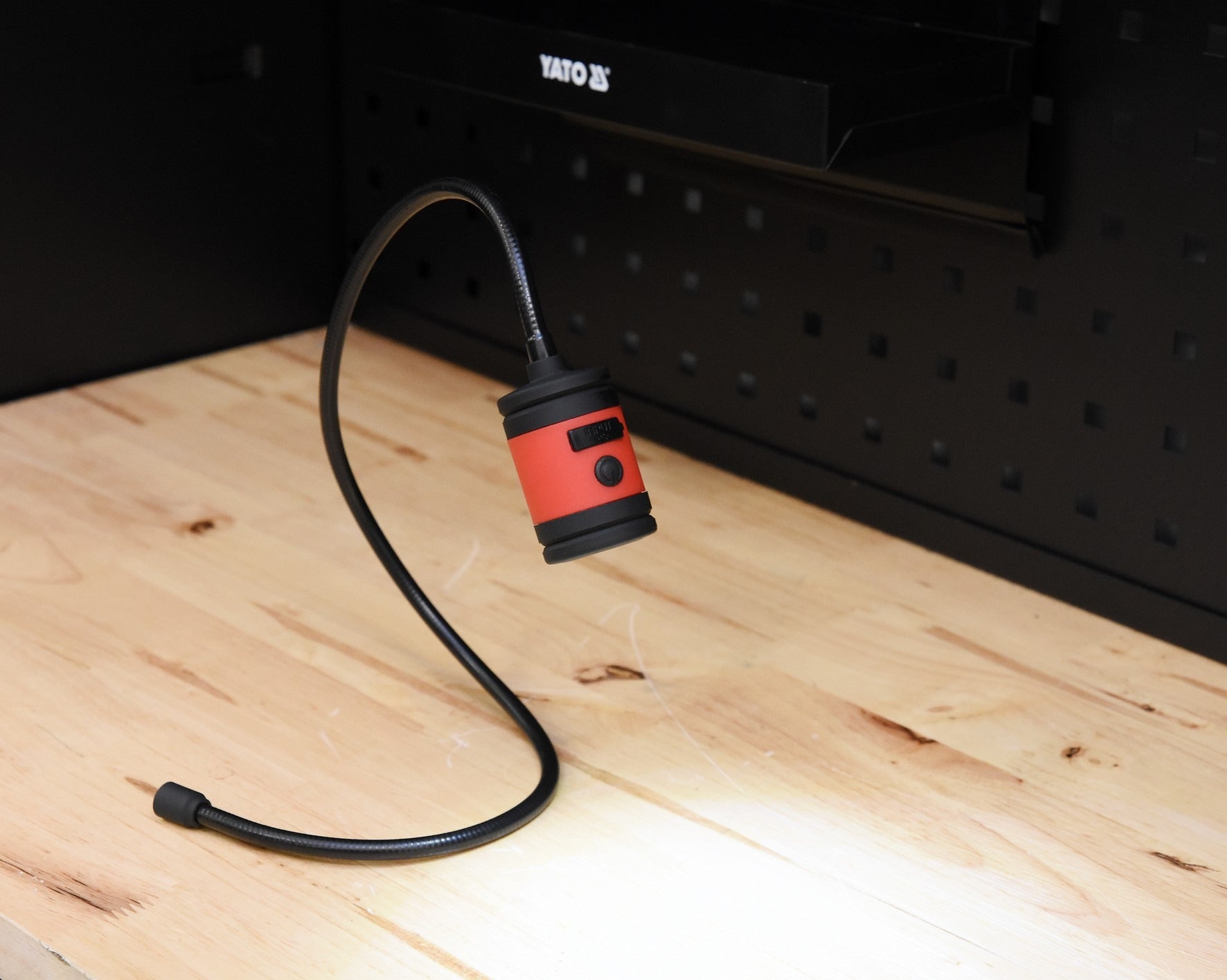 Magnetisch werklicht - IP54 - 3W - 100 Lumen - USB aansluiting